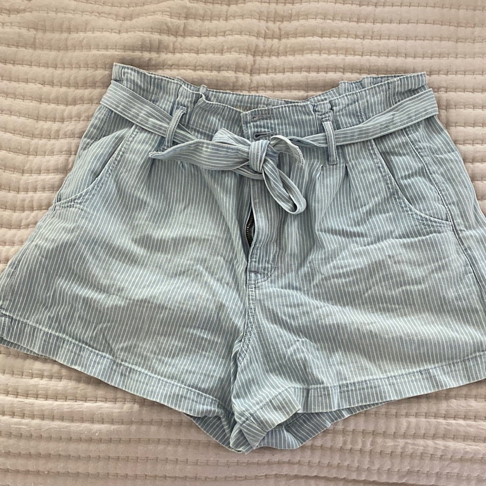 American eagle mom shorts
